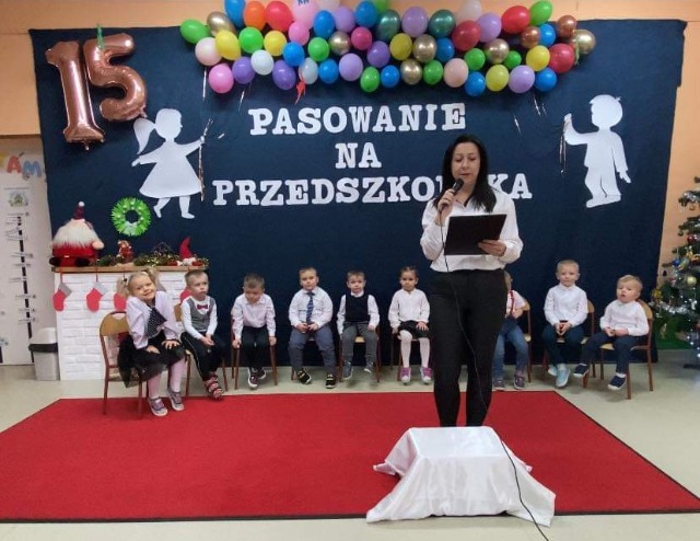 Pasowanie na przedszkolaka i 15 lecie przedszkola w Parszowie - Obrazek 1