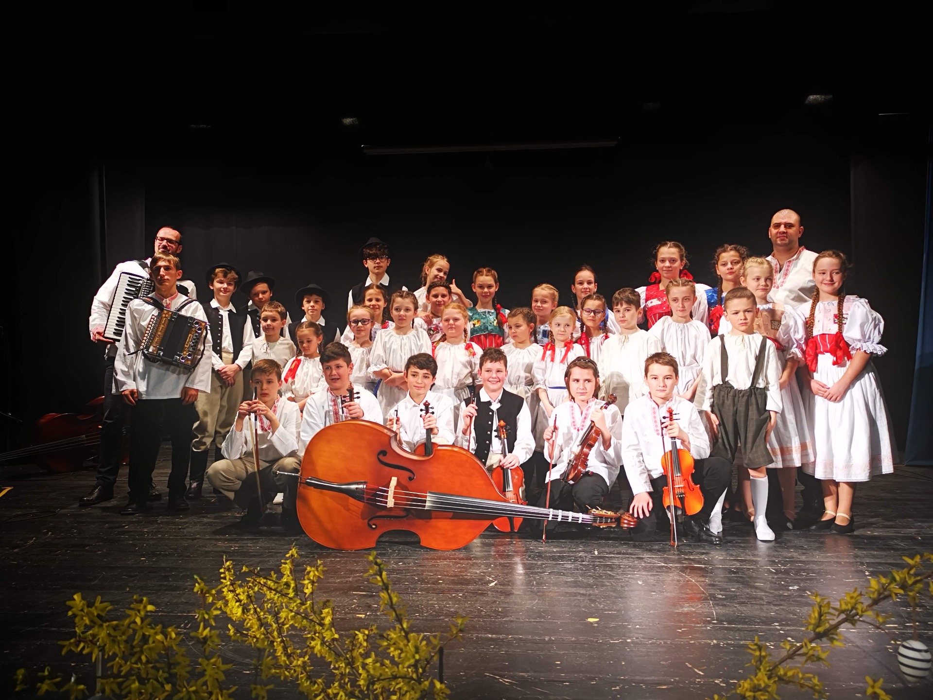 Gratulujeme k úspechu našim tanečníkom, spevákom a muzikantom z DFS Dukátik - Obrázok 1
