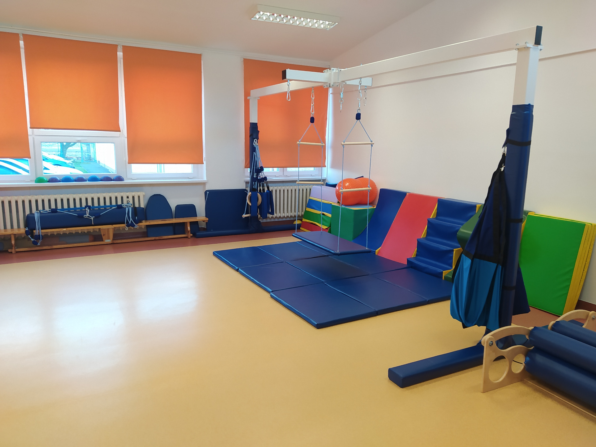W pełni wyposażona sala do integracji sensorycznej w SP Branice - Obrazek 1
