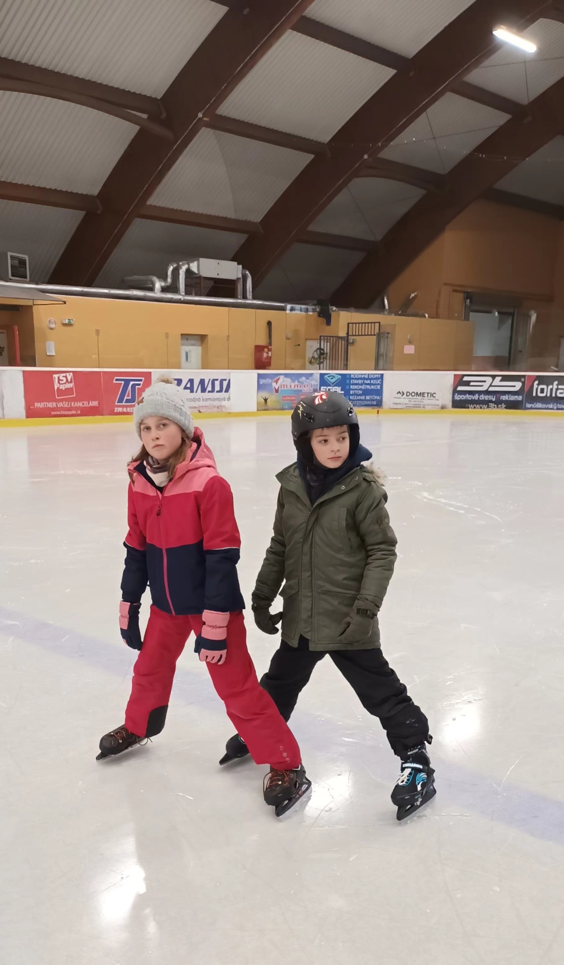 V januári nás korčuľovanie baví ... - Obrázok 5