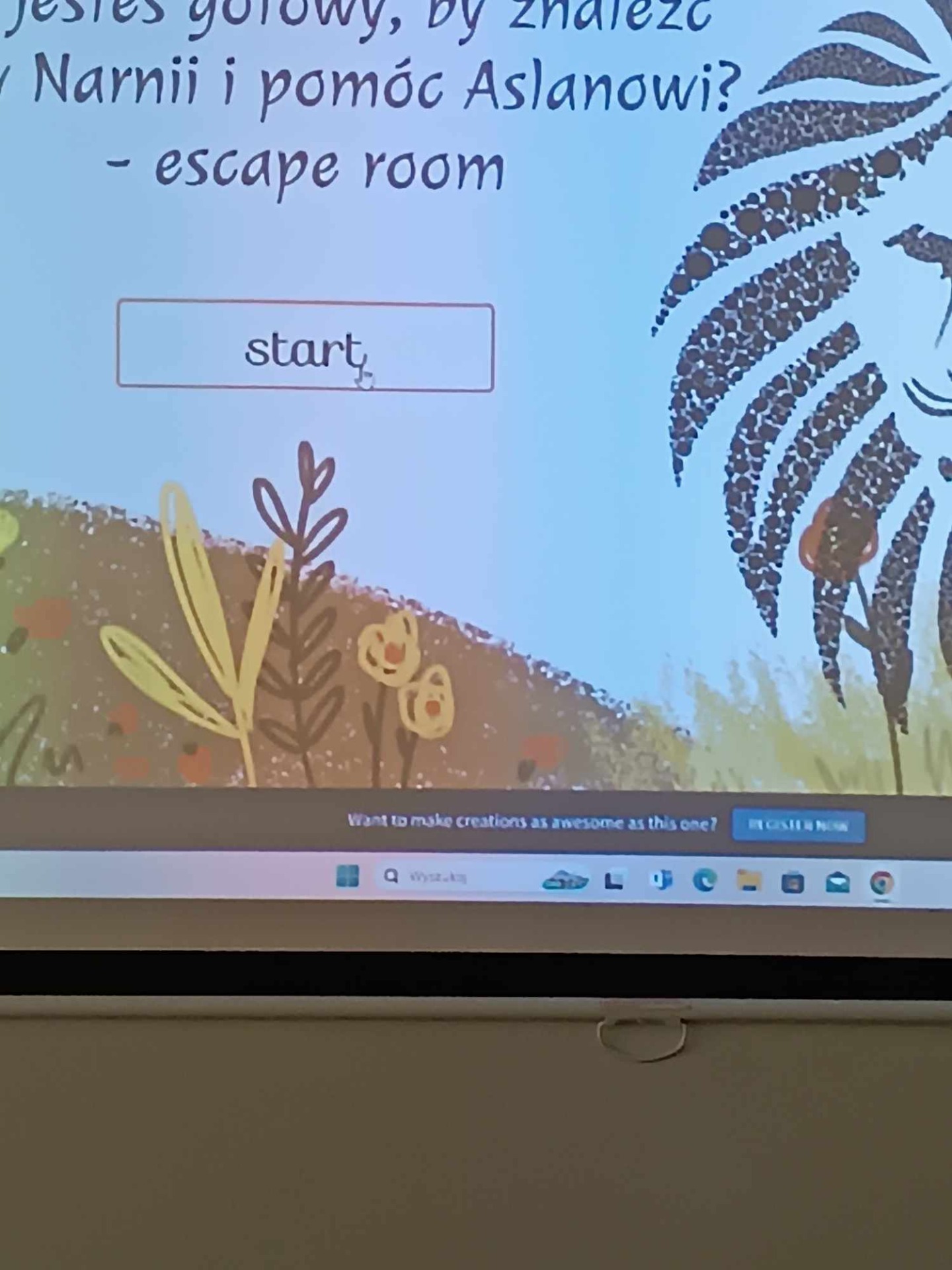 Uczniowie szukają wyjścia z wirtualnego escape roomu.