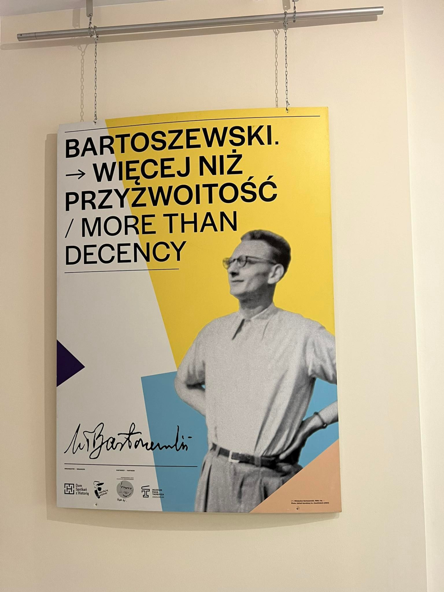 Wystawa „Bartoszewski. Więcej niż przyzwoitość” - Obrazek 4