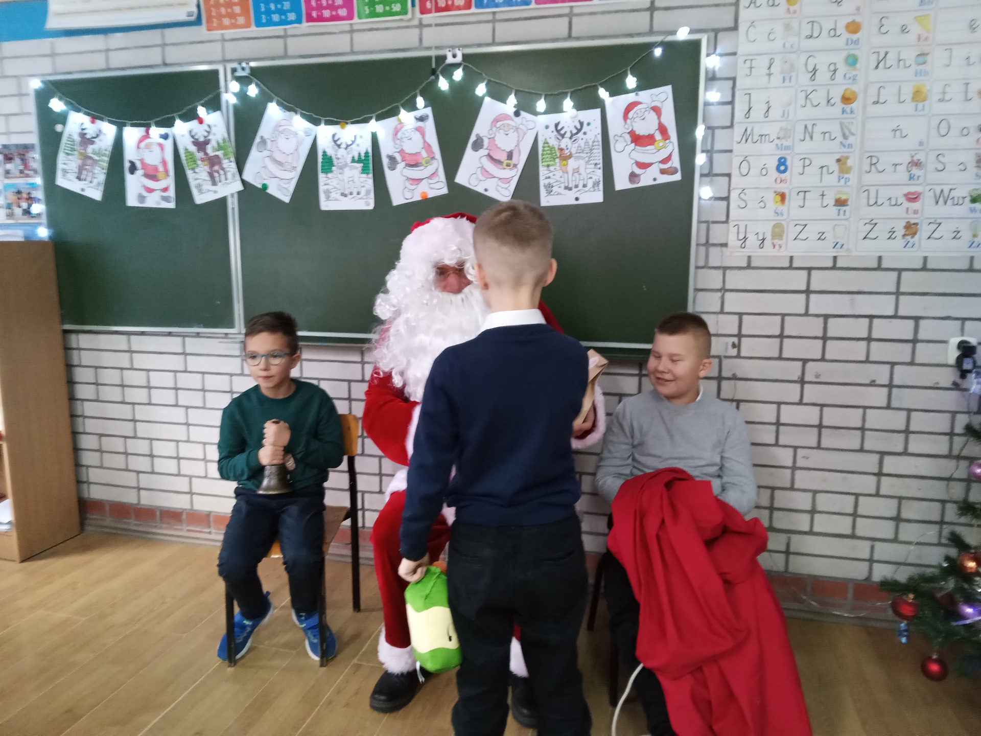 Mikołaj w szkole - Obrazek 6