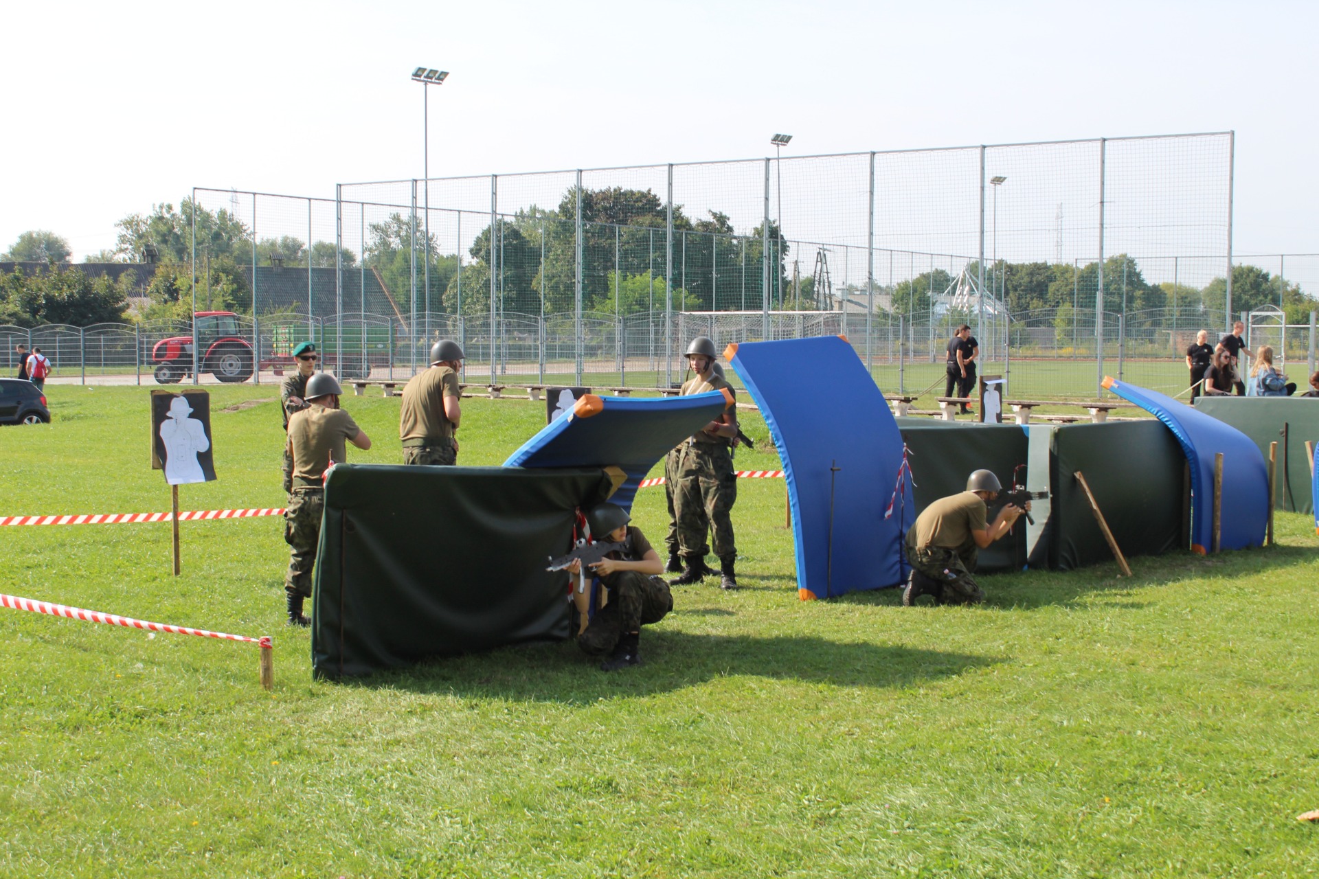 Pierwsza fotorelacja z Obozu integracyjno-szkoleniowego klas mundurowych - Obrazek 4